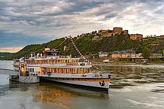 Ganzj&auml;hrig - Schifffahrt auf dem Rhein